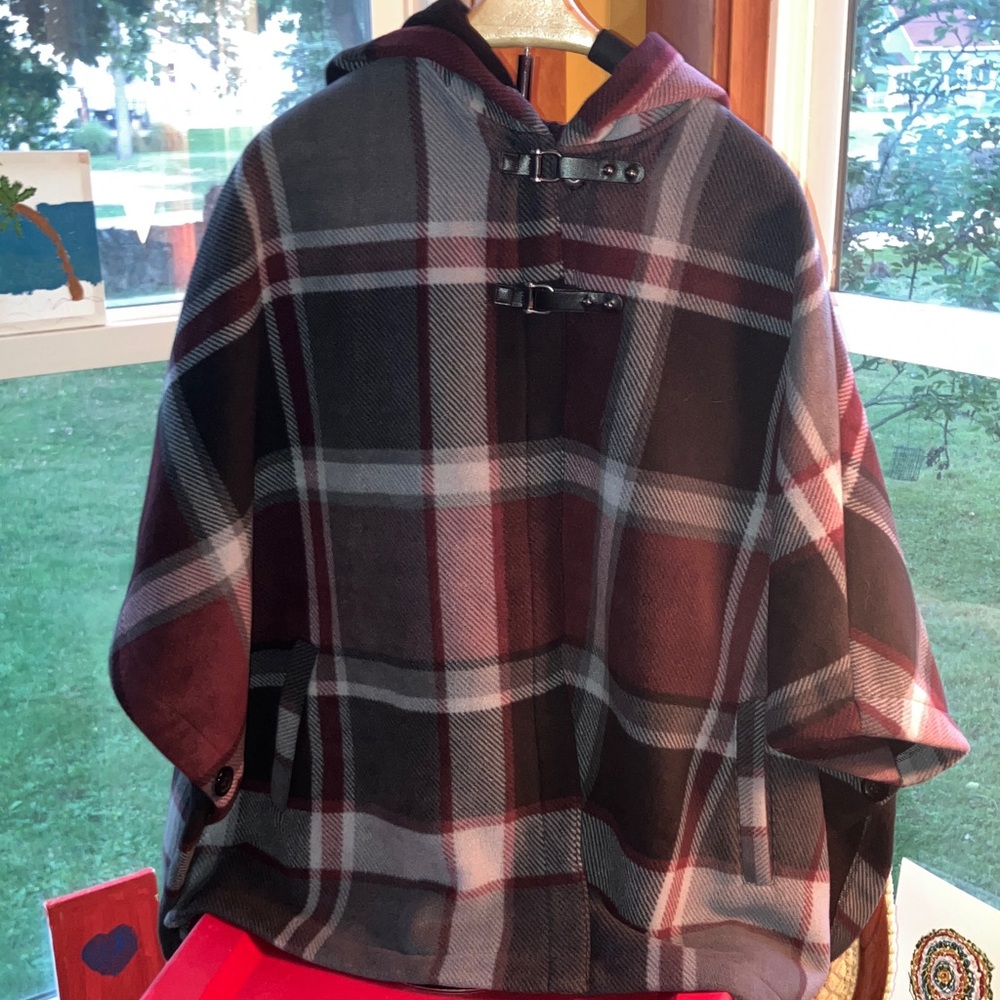 RACHEL ROY TARTAN PLAID HOODED CAPE   L/XL NWOT CANADIAN